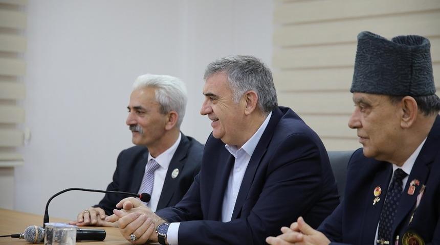 Başkan To&ccedil;oğlu: "Şehit ve Gaziler başımızın tacıdır"