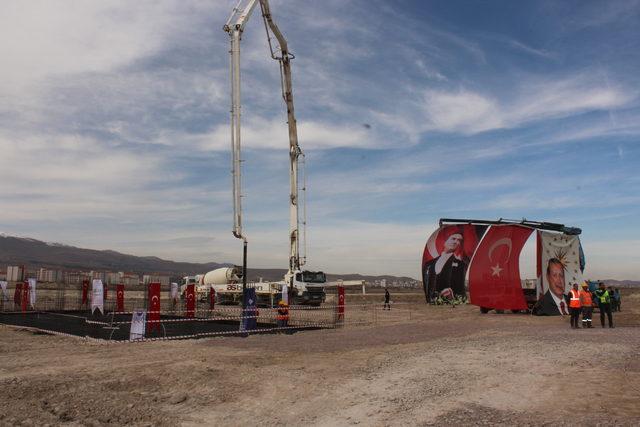 Bakan Dönmez: 81 ilin 81'ine de doğal gaz götürdük (2)