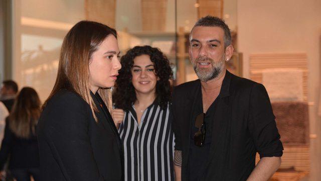 Büyükelçi eşlerinden UNICEF için minder kılıfı