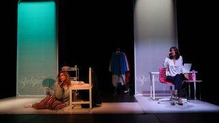 Emel Çölgeçen ve Pelin Öztekin'li Aslında Özgürsün turnesi devam ediyor