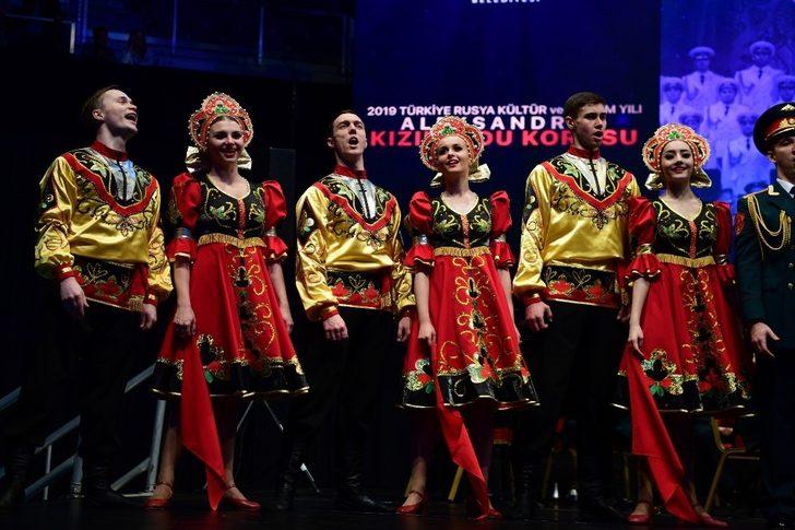 İsmail Erdem, Türkiye Rusya Kültür Yılı’nda düzenlenen Rus Kızılordu Konseri’ne katıldı G4