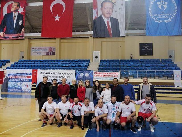 14 Mart Tıp Bayramı Voleybol Turnuvası sona erdi