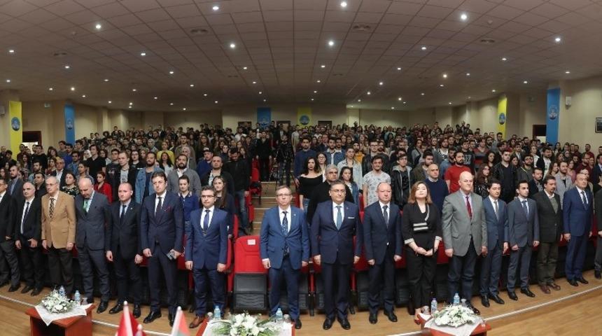 Trakya &Uuml;niversitesinde T&uuml;rkiye-Bulgaristan g&uuml;ncel ilişkileri konuşuldu