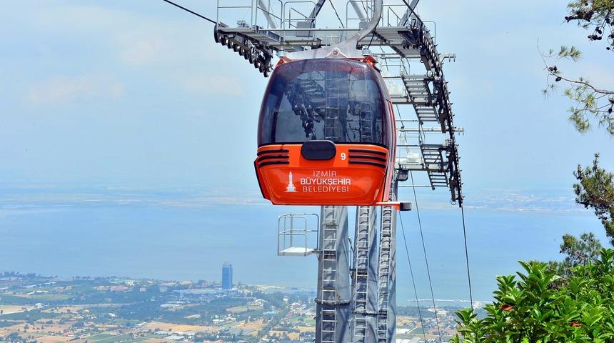 İzmir'de teleferik yeniden &ccedil;alışmaya başladı