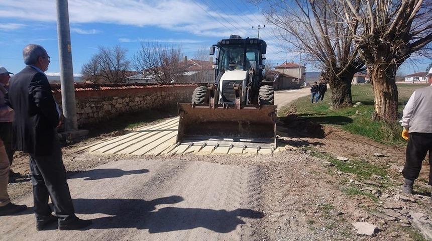 Aslanapa’da çevre düzenleme çalışmaları