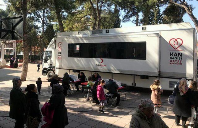 'İzmir sana kanım feda' projesinde rekor kırıldı