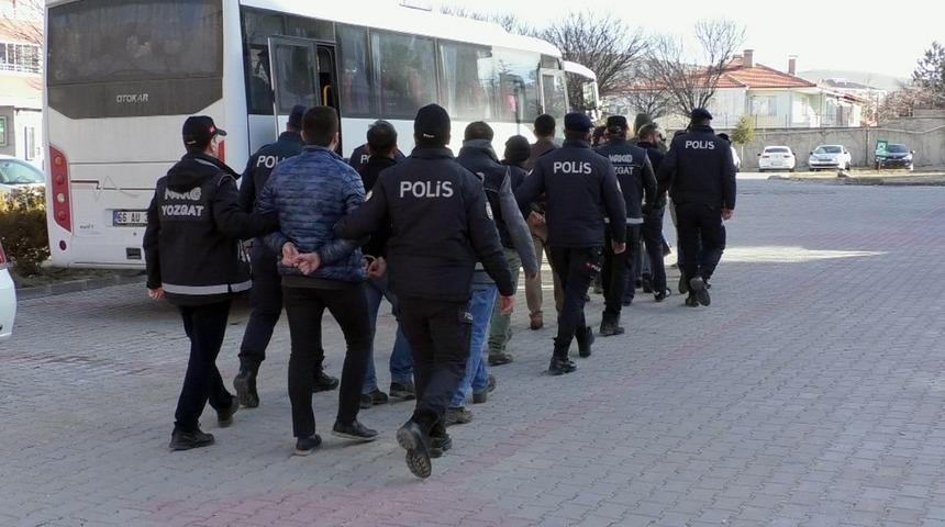 Yozgat&rsquo;ta uyuşturucu satıcılarına operasyon 9 tutuklu