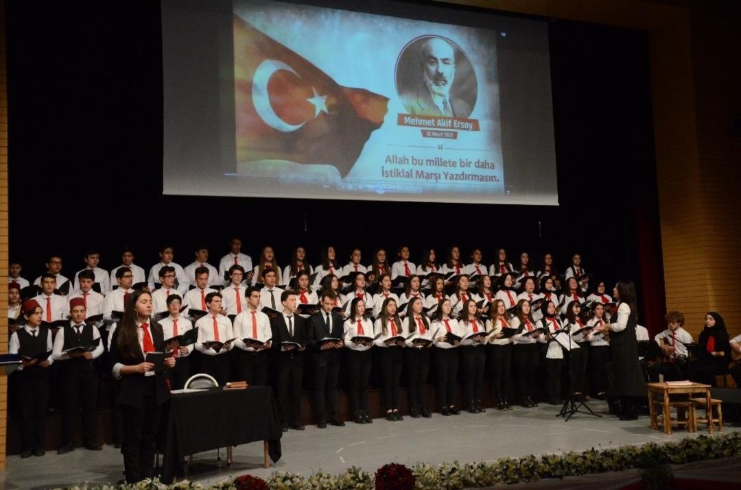 İstiklal Marşı&rsquo;nın kabul&uuml; Ordu&rsquo;da coşkuyla kutlandı
