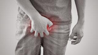 İdrarını yaparken acı duymaya başladı! Sebebi '18 yıllık kurşun' çıktı!