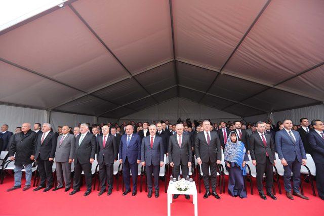 Binali Yıldırım, Sabiha Gökçen Havalimanı camisinin temelini attı