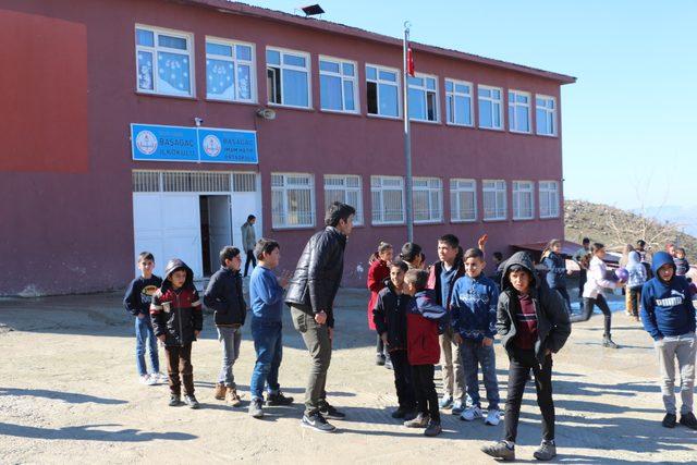 Şırnaklı çocuklar, Türkiye’nin 7 bölgesindeki çocuklarla İstiklal Marşı’nı okudu