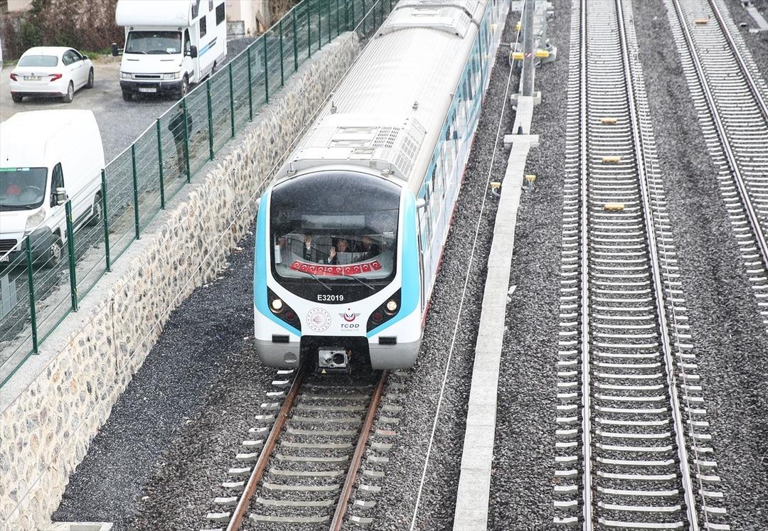 Gebze-Halkalı Banliy&ouml; Tren Hatları a&ccedil;ıldı 