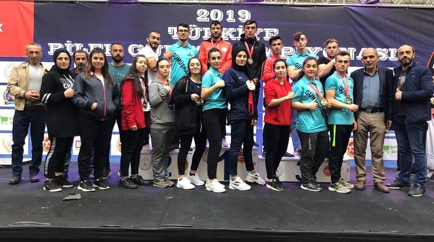 Gümüşhaneli bilek güreşçilerinden Türkiye Şampiyonasında 16 madalya