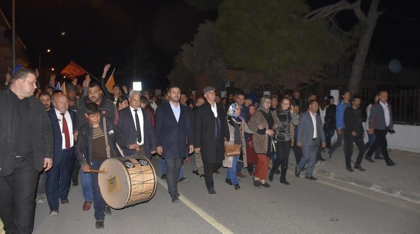 Gürşat Kale mahalle istişare toplantılarını sürdürüyor