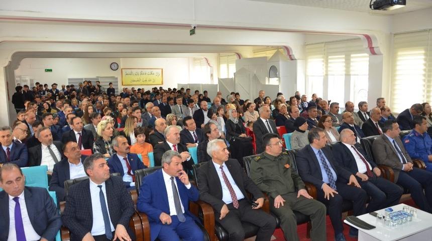 Mehmet Akif Ersoy anıldı