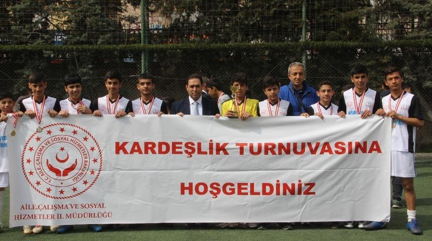Kardeşlik turnuvasında &ldquo;birliktelik&rdquo; kazandı