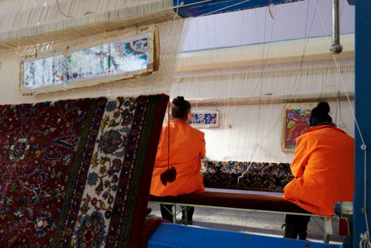 Siparişleri 32 yıl önce verilen halıları dokuyorlar G2