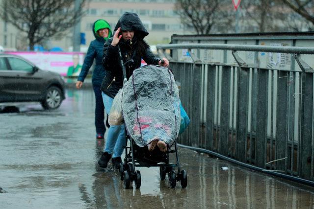 İstanbul'da yağmur başladı