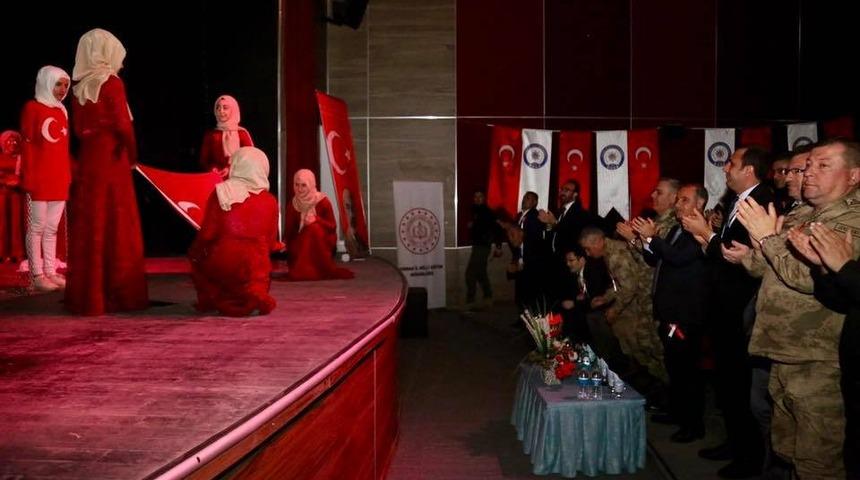 Şırnak&rsquo;ta İstiklal Marşı&rsquo;nın Kabul&uuml; etkinliği