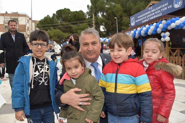 Muradiyeli çocuklar merkezlerine kavuştu