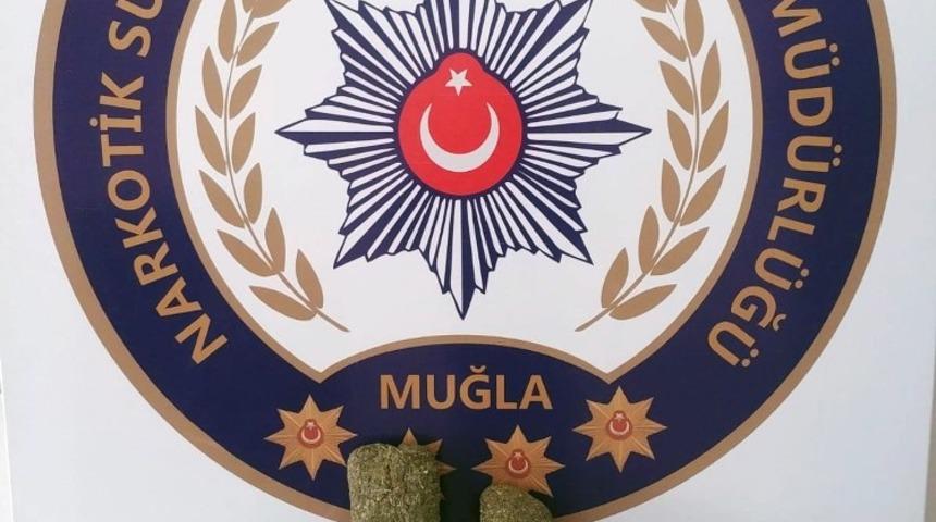 Belinde uyuşturucu taşırken yakalandı