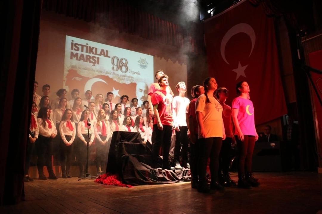 İstiklal Marşı&rsquo;nın kabul&uuml;n&uuml;n 98. yıld&ouml;n&uuml;m&uuml;