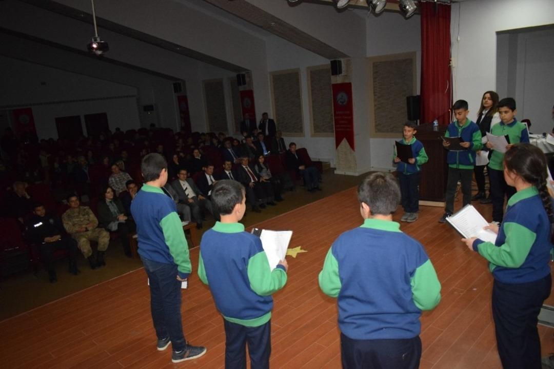 Arguvan&rsquo;da İstiklal Marşının 98. yılı kutlandı