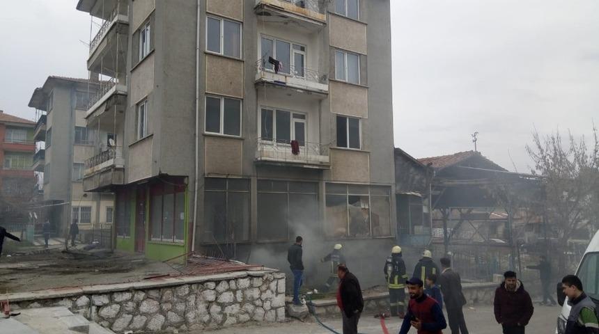 Kaynak yaparken yangın çıktı