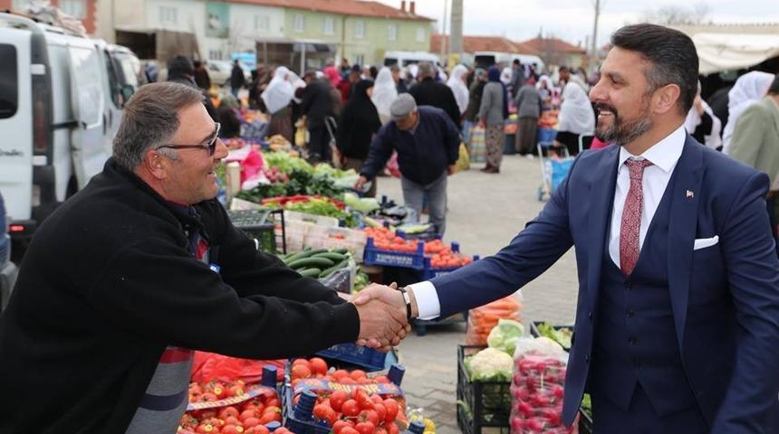 Başkan Y&uuml;z&uuml;g&uuml;ll&uuml; esnaf ve pazarcılarla bir araya geldi