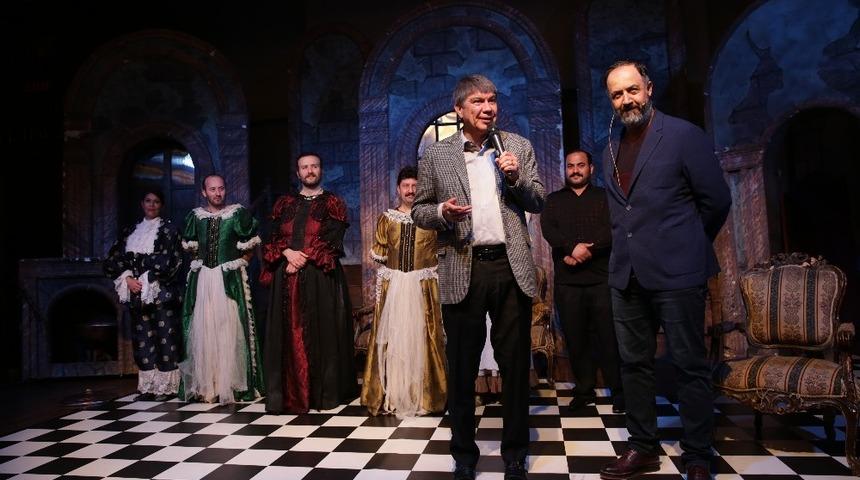 Türel: “Gençler için sinema akademisi kuracağız”