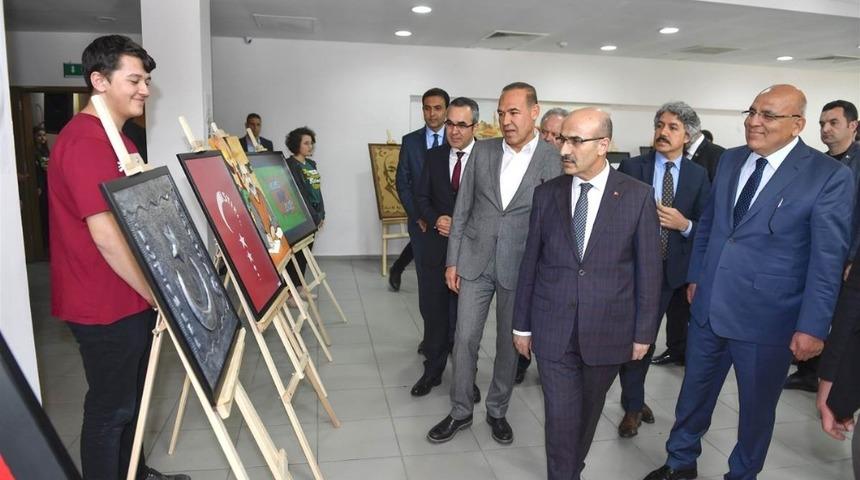 Vali Demirtaş: "İstiklal Marşı, birliğimize göz dikenlere en gür cevabımız"