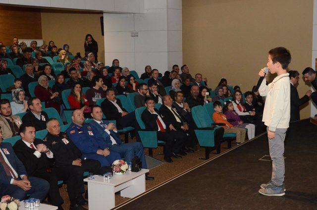 Güney Koreli çocuk, İstiklal Marşı’nı ezbere okudu