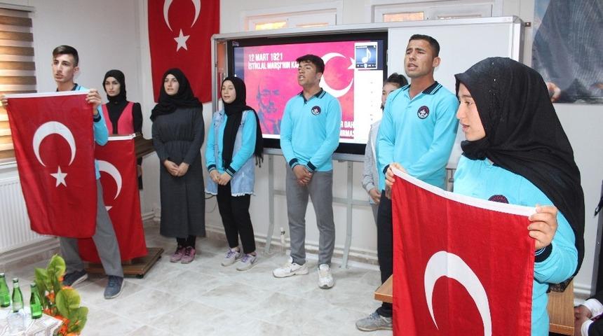 Samsat&rsquo;ta Mehmet Akif&rsquo;i anma programı d&uuml;zenlendi