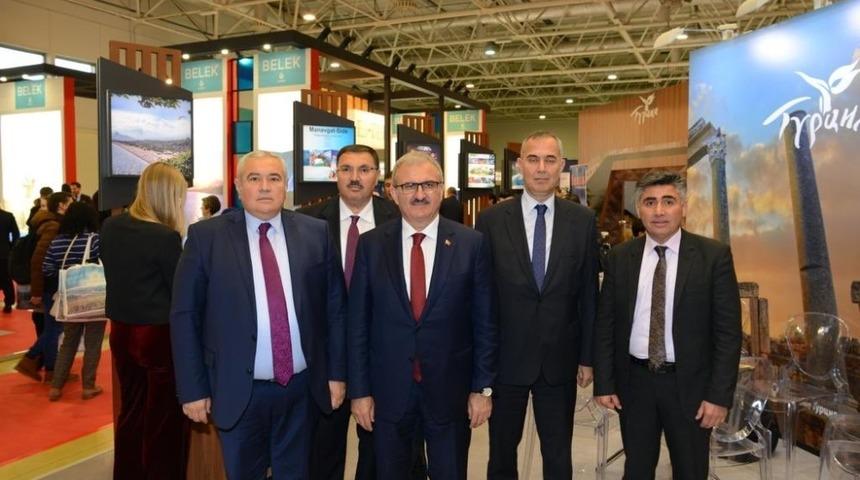 Vali Karaloğlu turizmcilere destek i&ccedil;in Moskova&rsquo;da