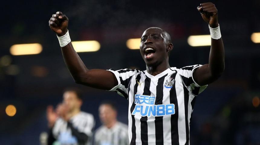 Premier Lig'in yıldızı T&uuml;rkiye'ye geliyor!