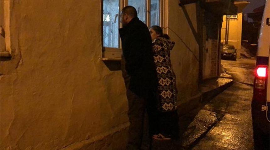 Polis ekipleri kapıyı kırarak içeri girdi! Korkunç son!