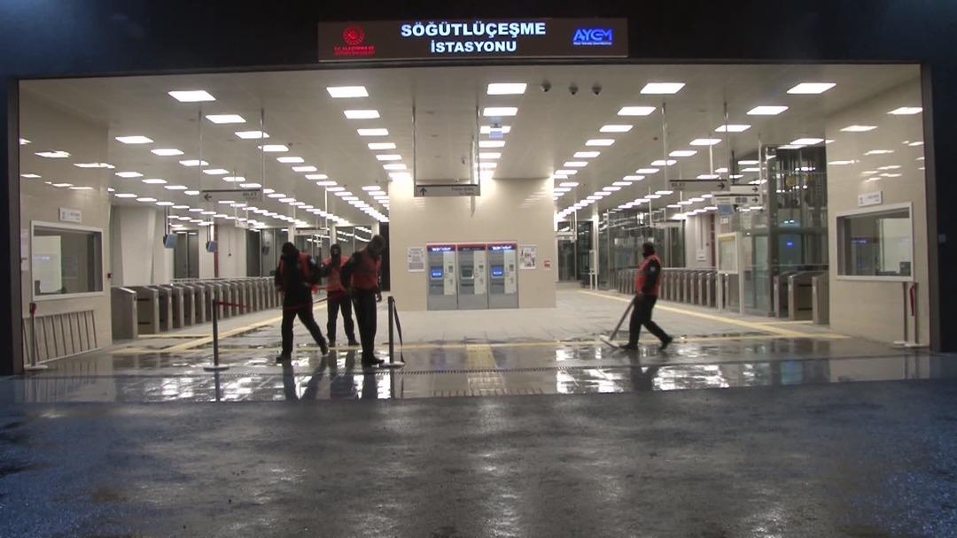 Gebze-Halkalı Banliy&ouml; Tren Hattı'nda ilk sefer yapıldı