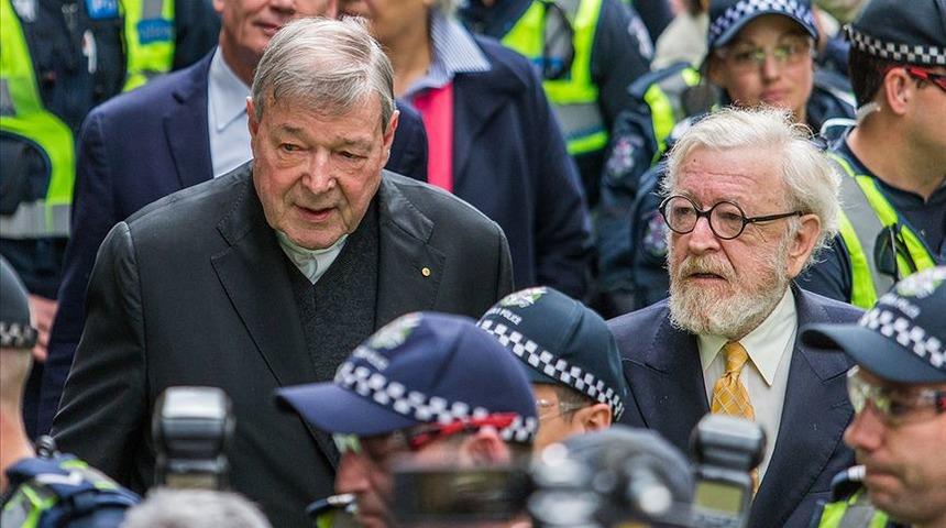 Avustralya Kardinali George Pell erkek çocuklara tacizden suçlu bulundu!