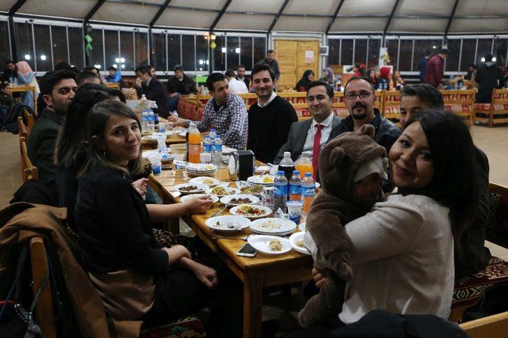 Varto’da 14 Mart Tıp Bayramı ve hekim uğurlama töreni G3