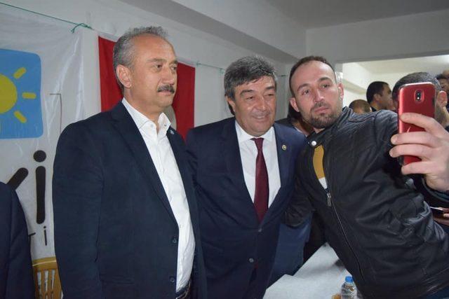 İyi Parti Kayseri B&uuml;y&uuml;kşehir Belediye Başkan Adayı Dursun Ataş,  &ldquo;Başkan Dursun&rdquo; Sloganları İle Karşılanıyor 3