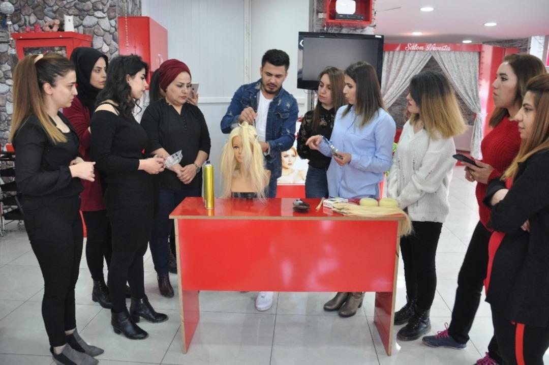 Hakkari&rsquo;deki kuaf&ouml;rlere sa&ccedil; tasarım eğitimi