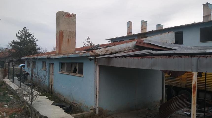 Daday&rsquo;da eski devlet hastanesinin yıkımına başlandı