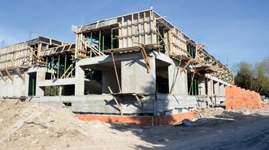 Gediz&rsquo;de 4 okulun inşaatı yeni eğitim-&ouml;ğretim sezonuna yetişecek