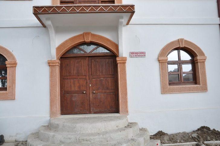 Tarihi ilkokul restore edildi G4