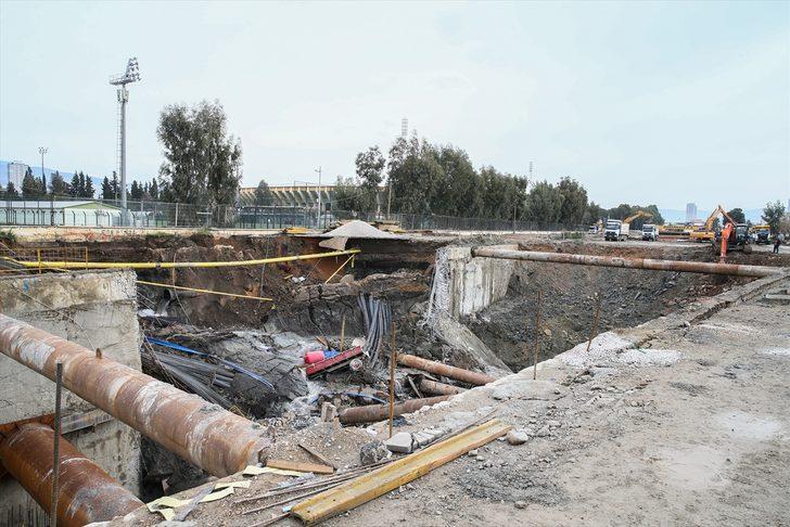 İzmir'de yer altı park alanı inşaatında göçük G3