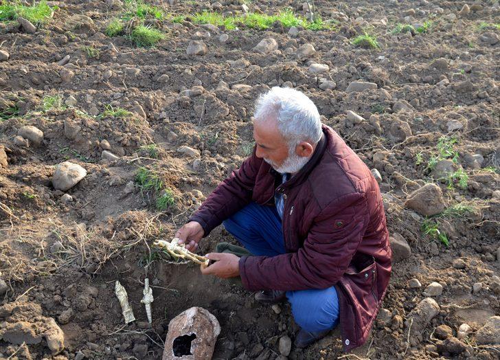 Böyle dolandırıcılık görülmedi! 'Tarlanda kralın hazinesi var' G2