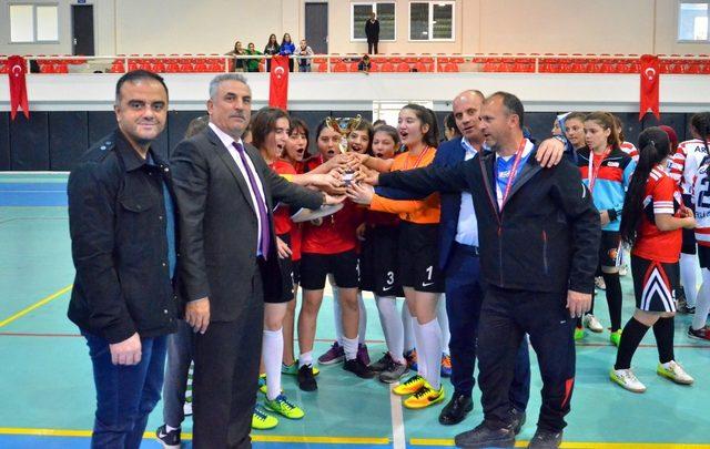 Adana’da futsal müsabakaları tamamlandı