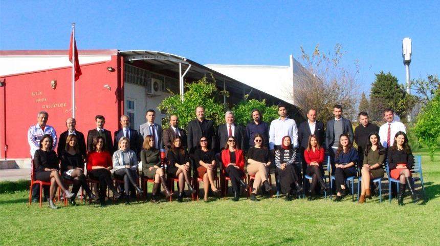 Aydın &Ouml;zel Kavaklı Anadolu Lisesi başarıyı ta&ccedil;landırıyor