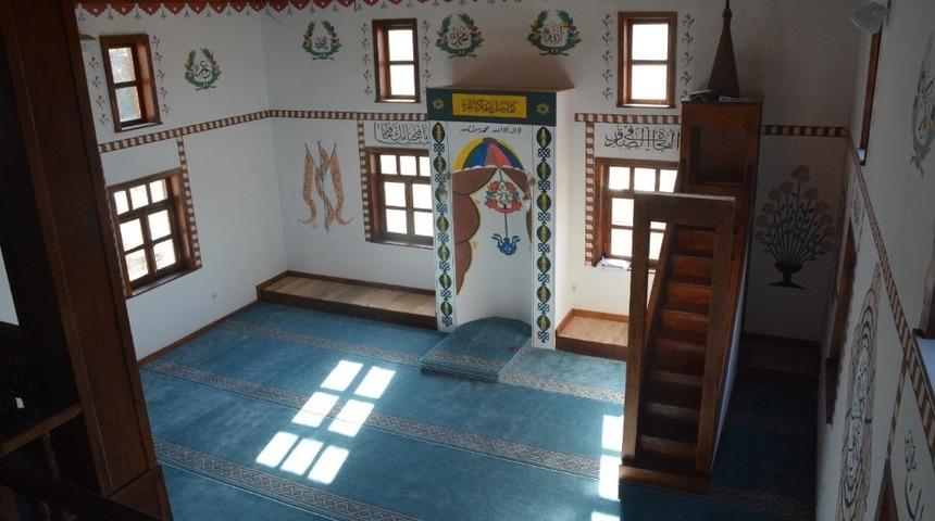 Tarihi caminin restorasyonu bitti