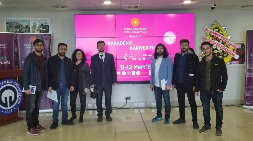 Bayburt &Uuml;niversitesi &ouml;ğrencileri Karadeniz Kariyer Fuarına katıldı